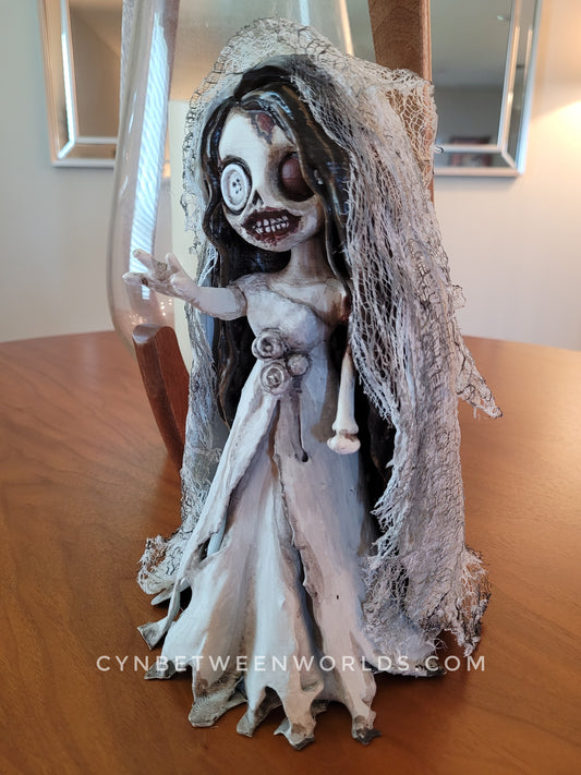 Unraveled - A Moody Voodies Remembered Figurine 10"
