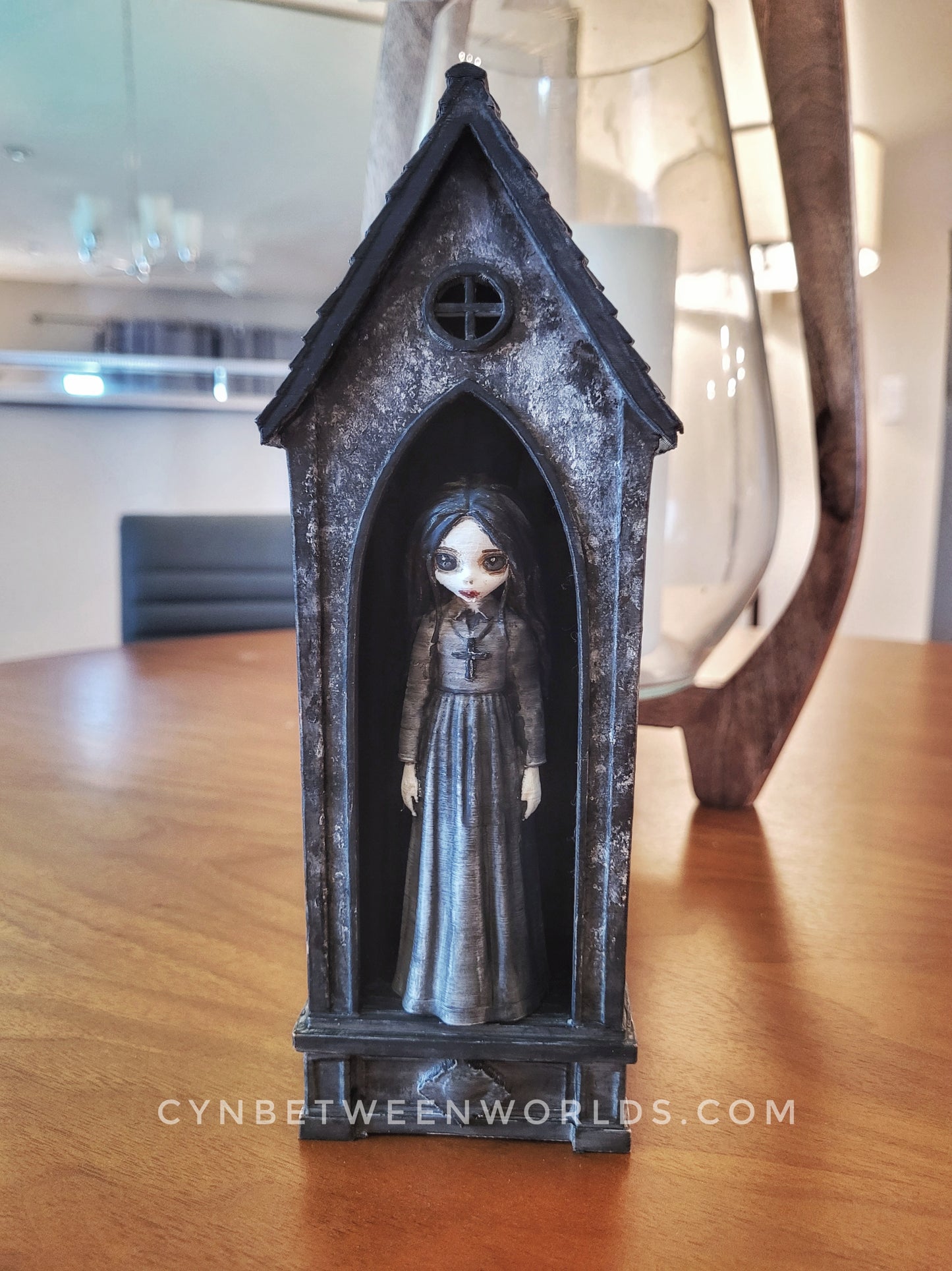 The Dwelling: House Between Worlds 9" Figure
