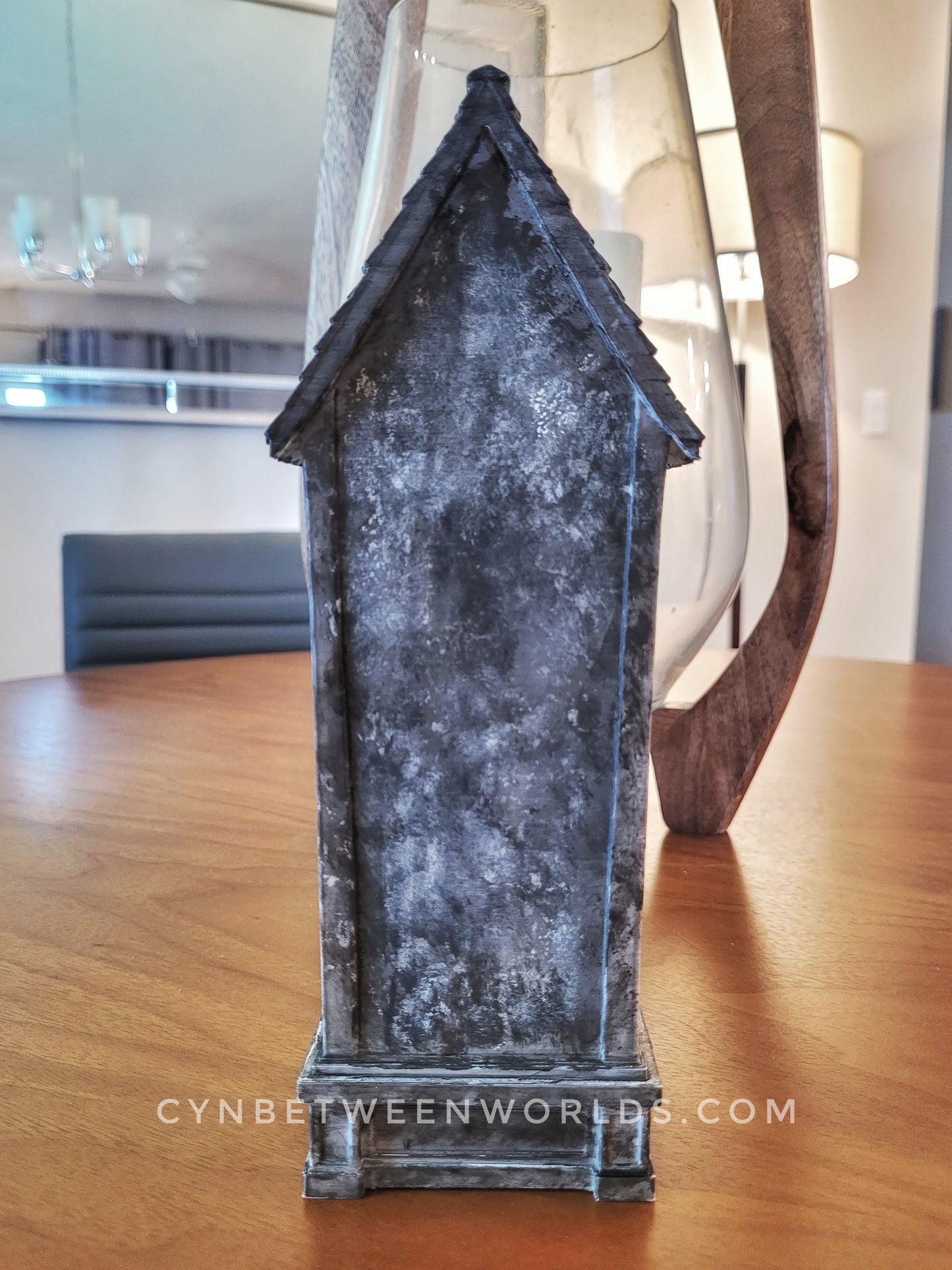 The Dwelling: House Between Worlds 9" Figure
